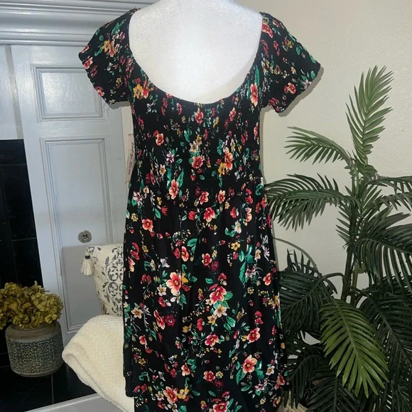 NWT Indigo Rose Floral Black Dress 2X - Picture 5 of 9
